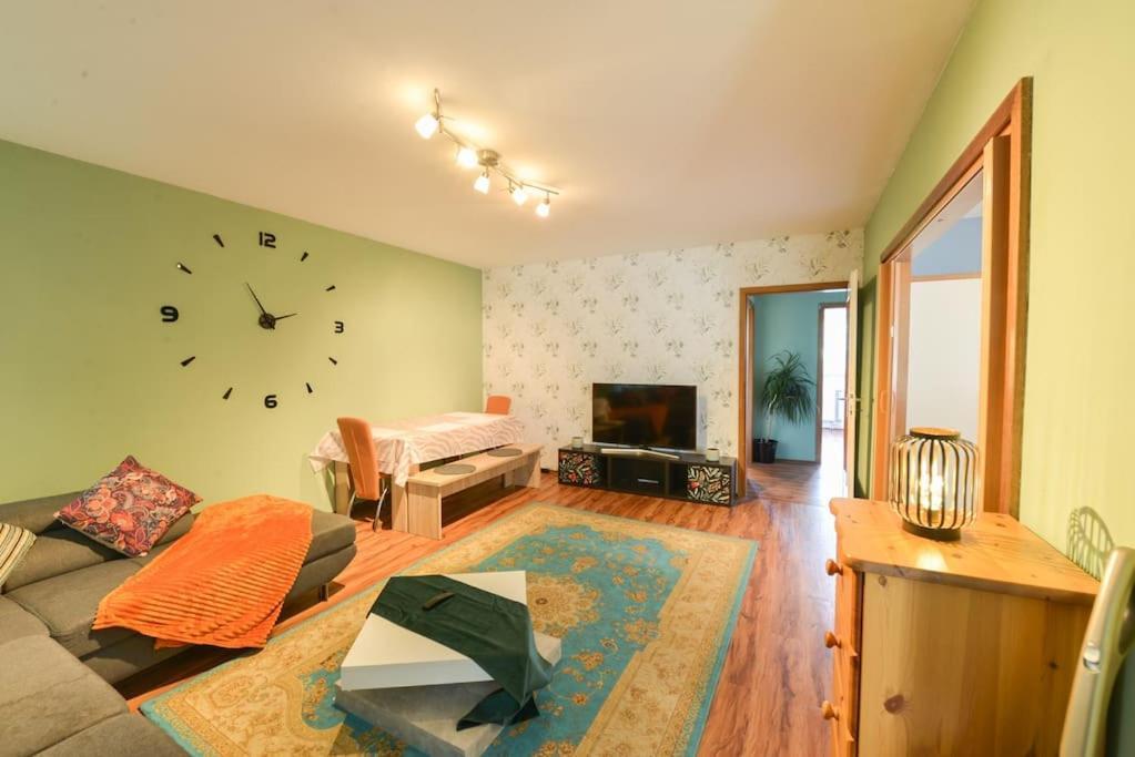 Comfortable 3 Room Apartment, Ideal For Messe Fair Hannover Dış mekan fotoğraf